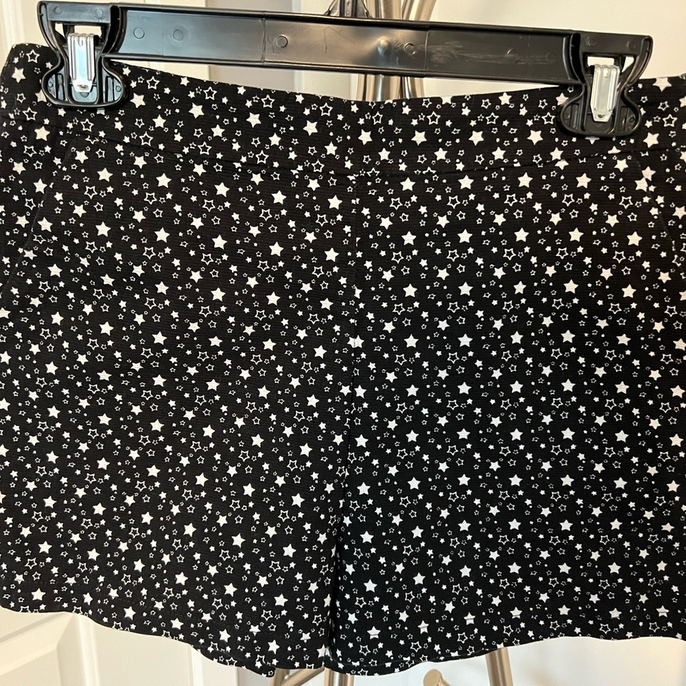 Zara short with stars